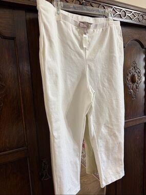 Chico's White Capri Pants
